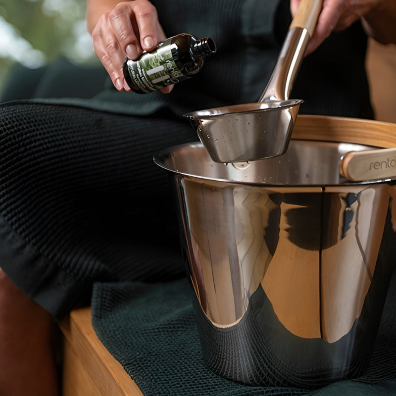 Rento Harri Koskinen Sauna Bucket